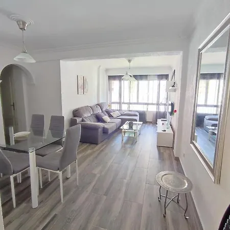 Piso 3 Dormitorios, Aire Acondicionado Apartamento