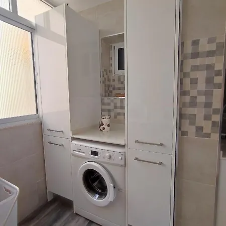 Piso 3 Dormitorios, Aire Acondicionado ヘレス